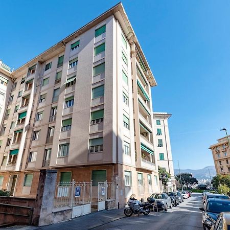 Joivy Cute Flat With Terrace Apartman Genova Kültér fotó